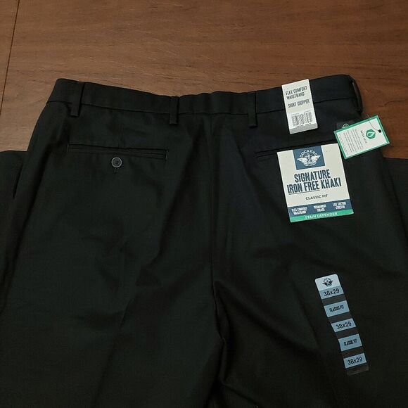 Dockers Signature Iron Free Khaki Pants Classic Fit Black Men's Size 38 x 29 - Picture 2 of 5